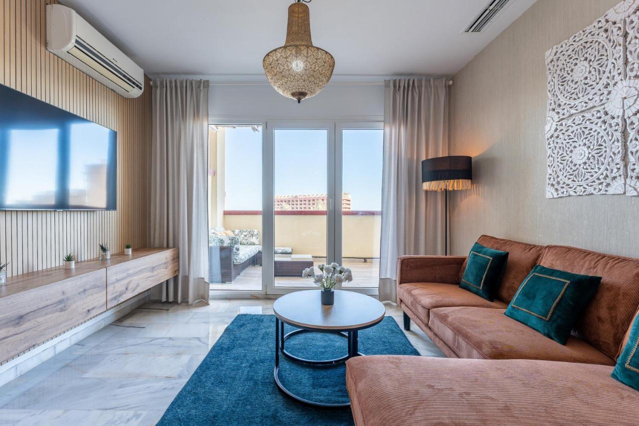 Benalmadena Beachfront Retreat Big Balcony And City Sea Views Apartment Luaran gambar