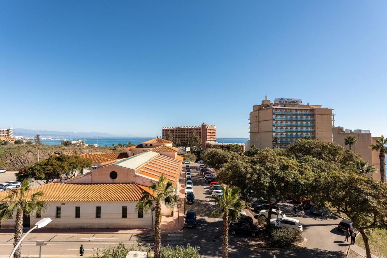 Benalmadena Beachfront Retreat Big Balcony And City Sea Views Apartment Luaran gambar