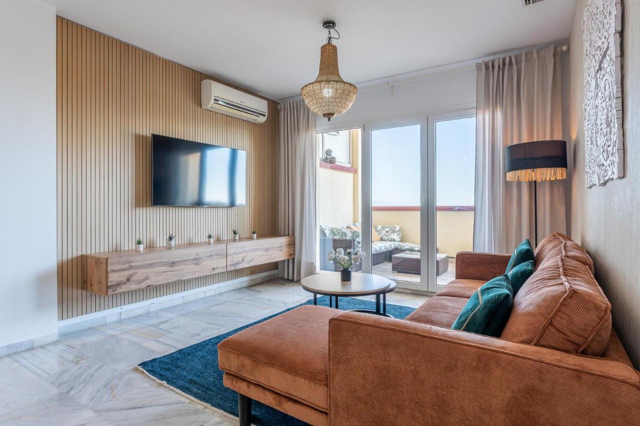 Benalmadena Beachfront Retreat Big Balcony And City Sea Views Apartment Luaran gambar