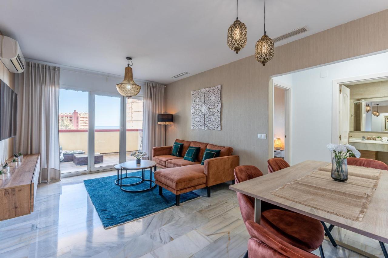 Benalmadena Beachfront Retreat Big Balcony And City Sea Views Apartment Luaran gambar